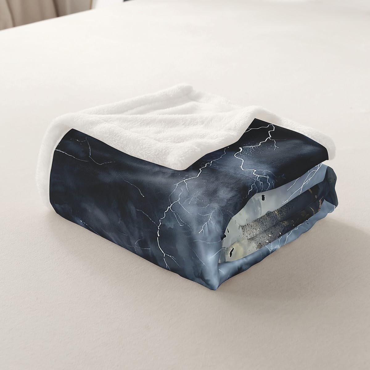 3D Tornado Blanket for Boys Girls Kids Super Soft Warm Lightning Sherpa Fleece Blankets Natural Disaster Throw Blankets Tornado Pattern Bed Blanket Gifts for Teens Women(Queen 90"x90")