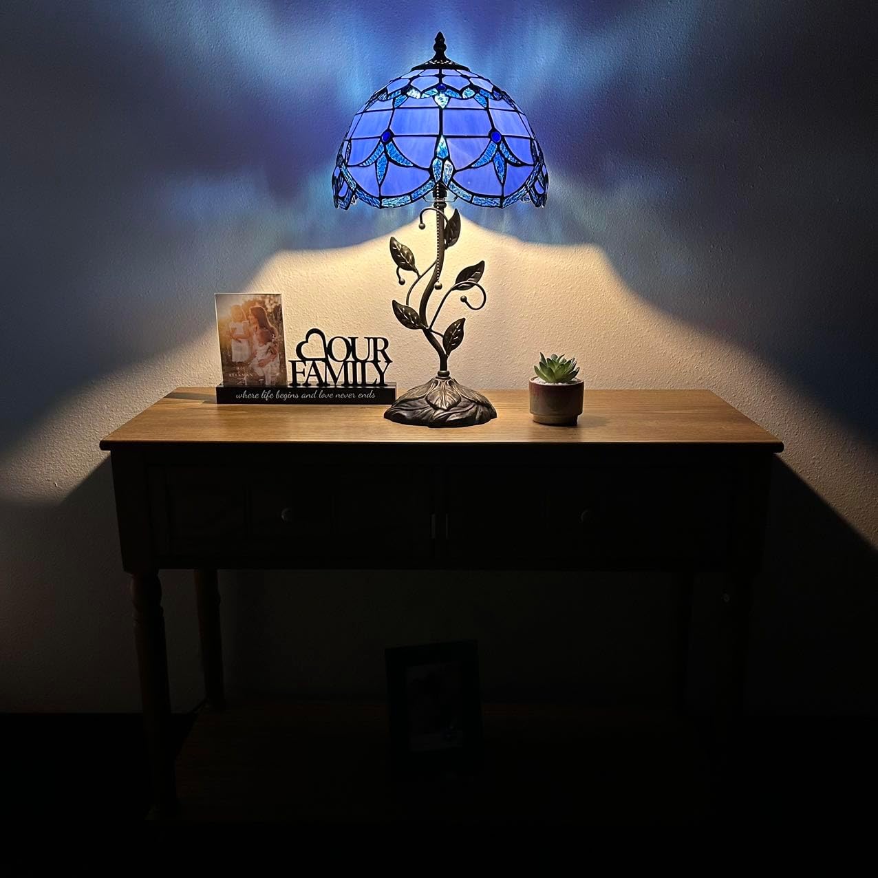 Stained Glass Table Lamp Blue Baroque Style LED Bulb Included for Living Room Bedroom Bedside 12" W*12" D*22" H