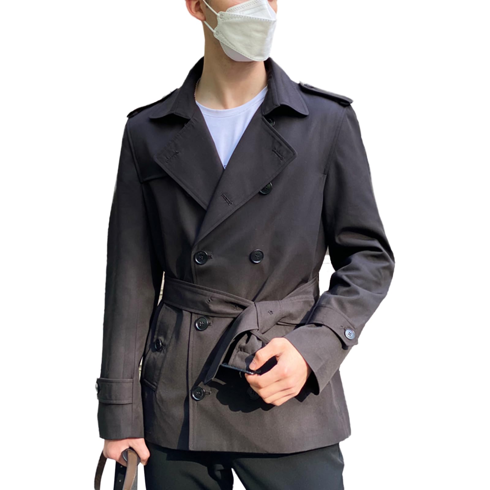 CHANELの黒のダブルブレストトレンチコート CHANELの黒のダブルブレストトレンチコート CHANEL（トレンチ