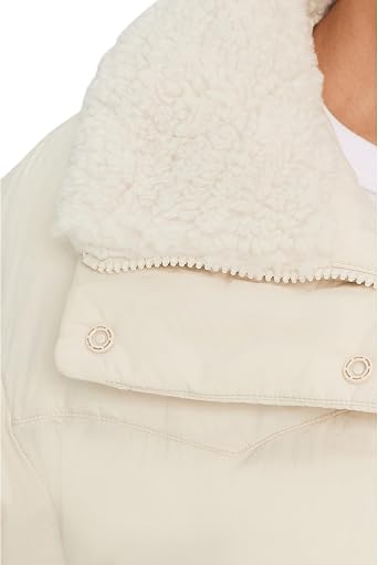Levi's Women's Western Puffer Jacket