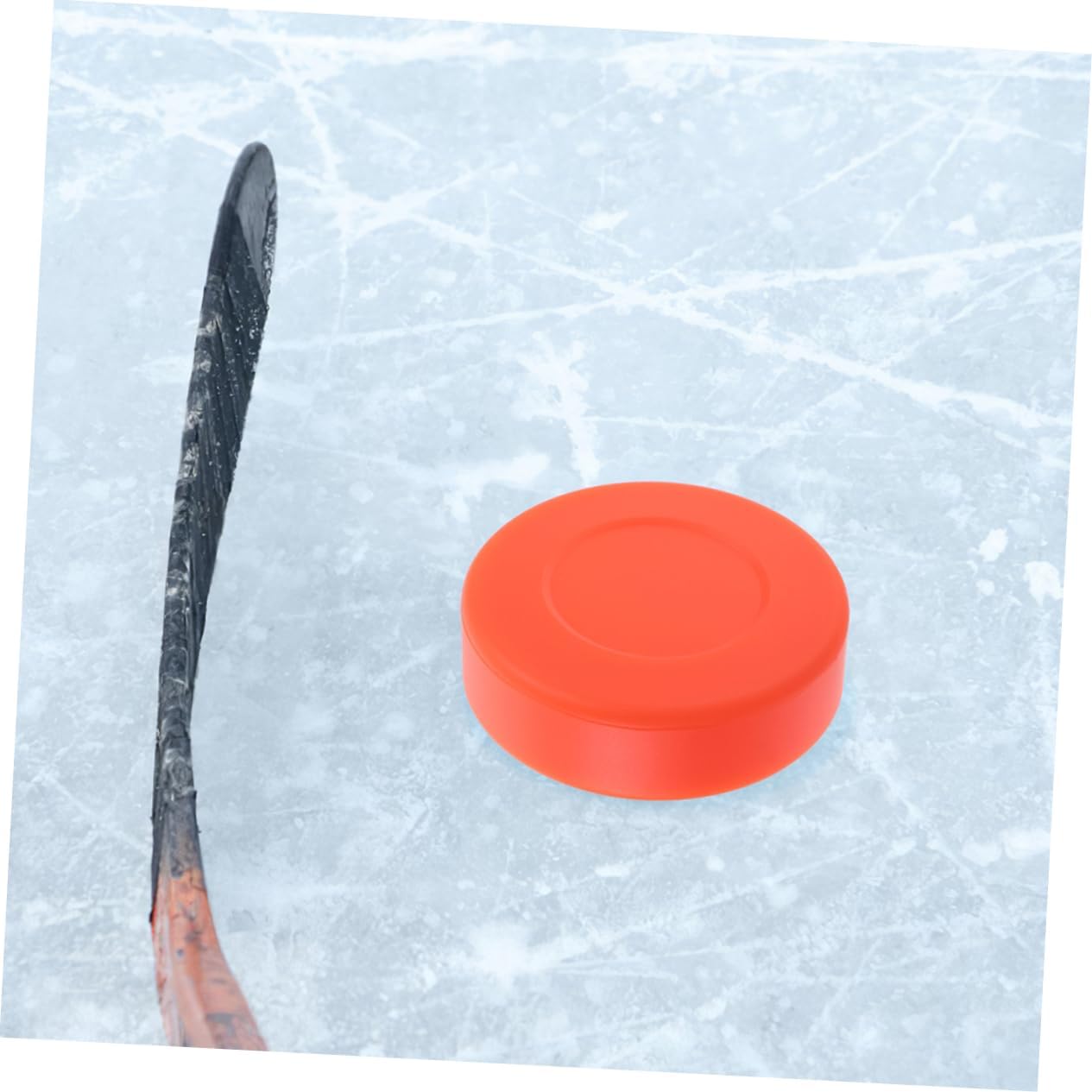 Toyvian 5pcs Training Ice Hockey Pucks Durable PVC Practice Pucks for Skill Development and Outdoor Training for Men and Women Hockey Players