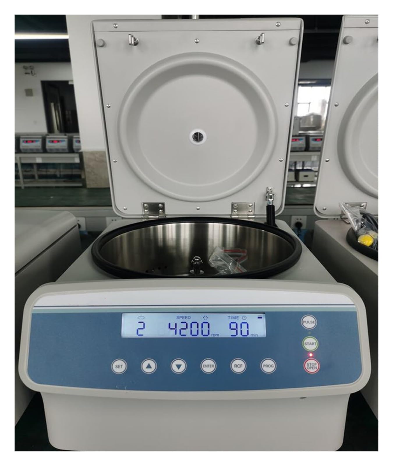 Centrífuga de rotor de máquina de centrifugadora de laboratorio de baja velocidad de sobremesa L500(With 24x10ml rotor)
