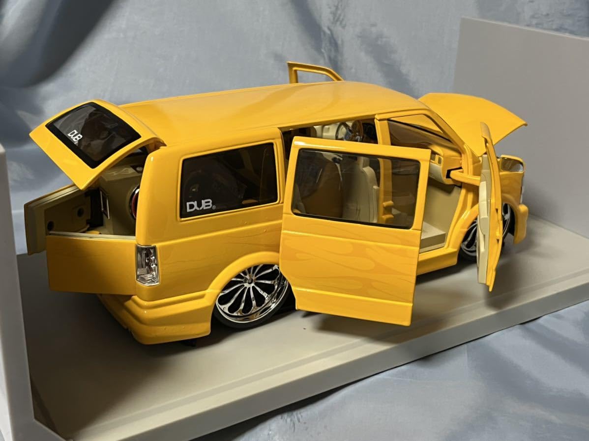 Amazon.co.jp: ジャダトイズ製シボレー アストロローダウン カスタム