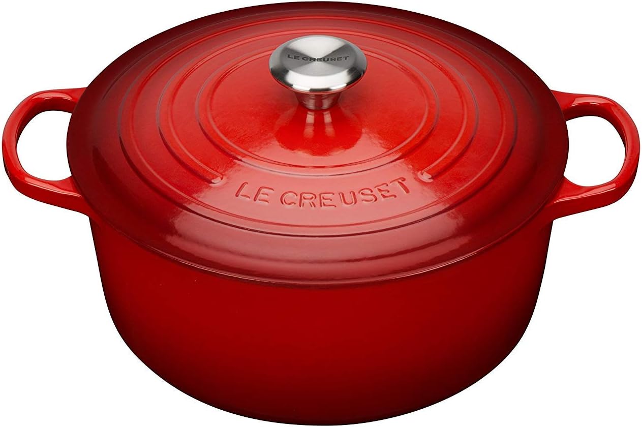 le creuset signature cast iron round casserole