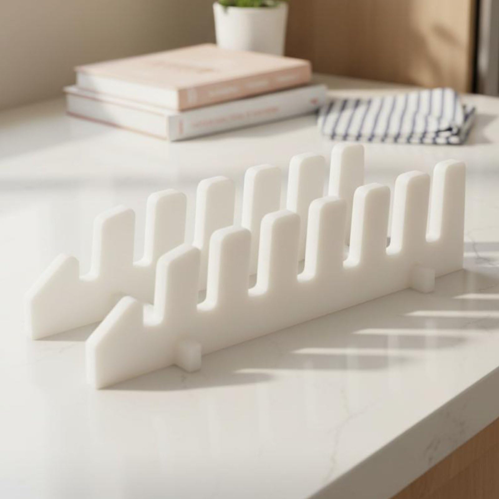 Küchenregal Choppingboardhalter Deckelablage Küchengerätehalter Trennregal mit Separaten Fächern für Geordnete Aufbewahrung für Wohnküche Arbeitsküche Büro, Weiß, 6-Slot
