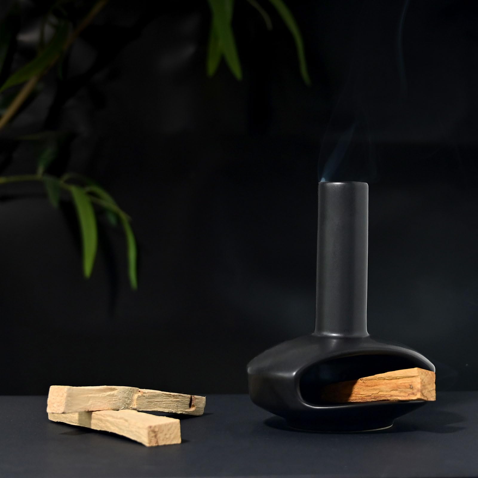 Tnstbiee Cute Modern Palo Santo Holder, Handcrafted Mid-Century Ceramic Burner for Stick and Incense Cone, Decorative holder with Chimney Design for Yoga & Meditation Spaces, Ideal Gift for Home Decor