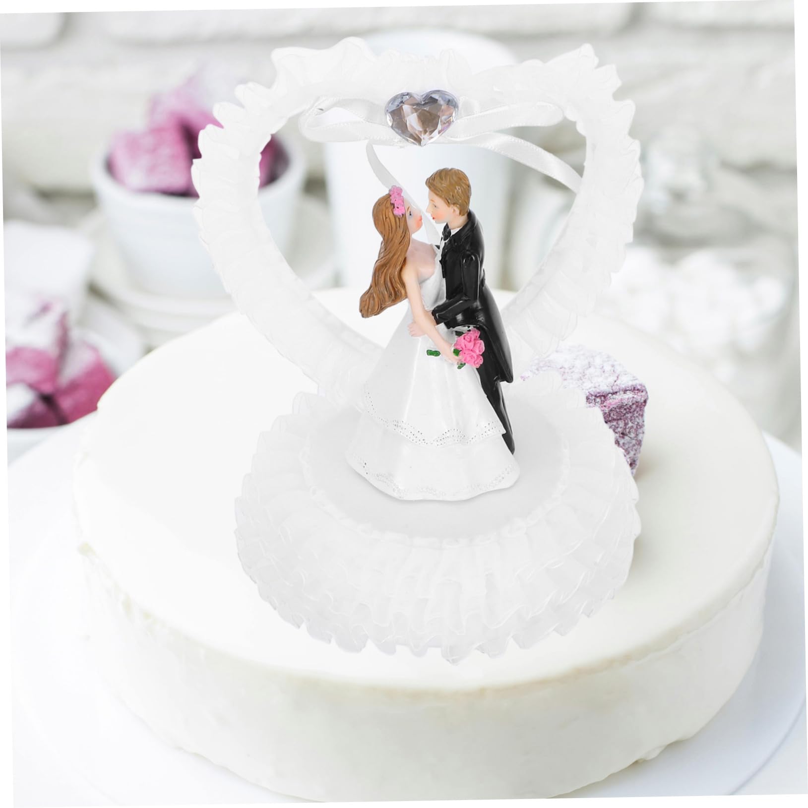 COLLBATH Romantische Hochzeitspaar Figur aus Kunstharz als Tortenaufsatz Weiße Brautpaar Dekoration für Hochzeitstorte und Festliche Tischdeko