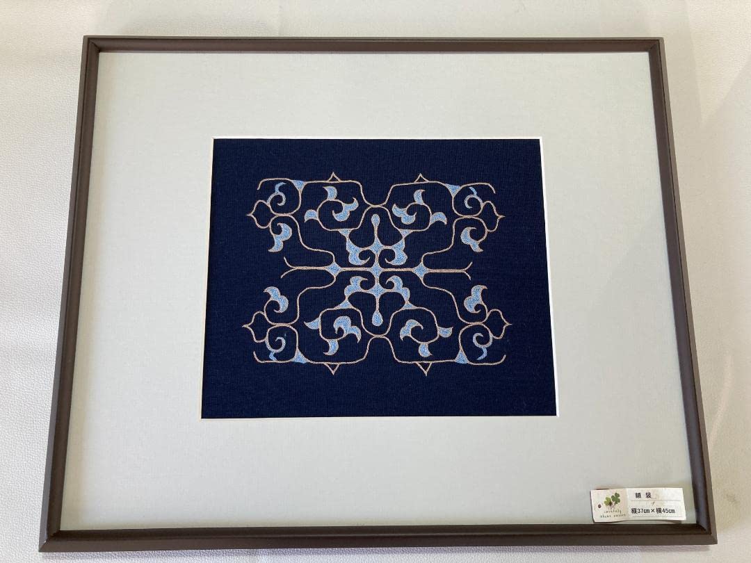 アイヌ刺しゅう　紺色に水色　37㎝×45㎝ Amazon | アイヌ刺しゅう 紺色に水色 37㎝×45㎝ | 刺しゅう図案 通販