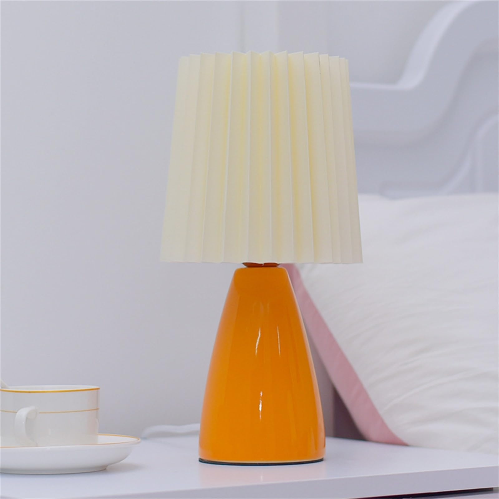 Affascinante Lampada da tavolo retrò plissettata in ceramica for camera da letto, studio, comodino Arredamento per la casa