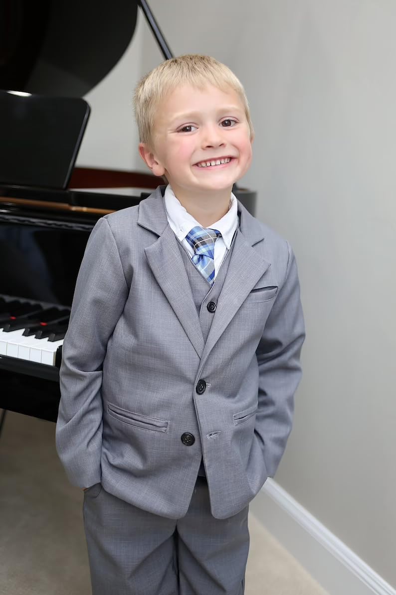 Boys' Suit 3 Pieces Kids Single Breasted Tuxedo Formal Wedding Outfit Jacket Vest Pants Set