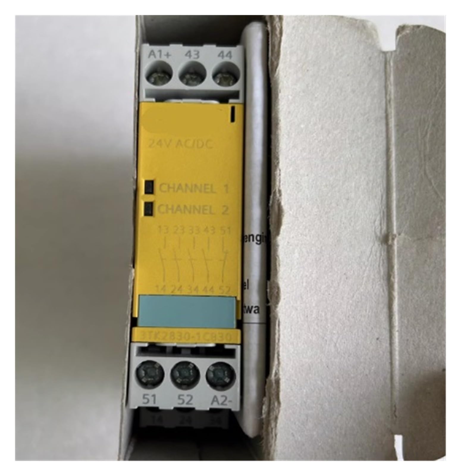 YMUGUEGH 3TK2830-1CB30 24V relay module