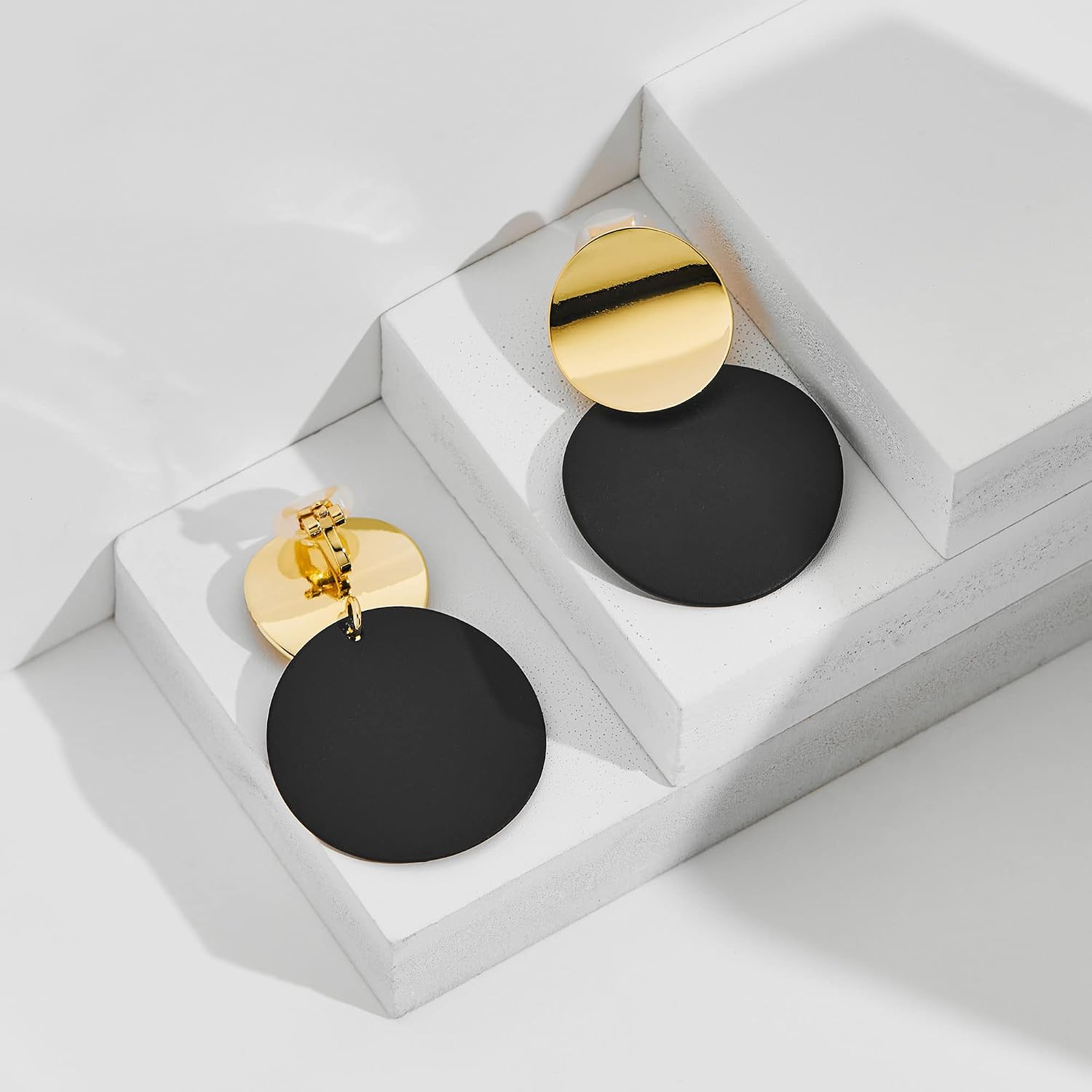 LILIE&WHITE Gold Clip On Earrings For Women Round Disc Earrings In Gold And Other Color Geometric Earrings Clip On Dangle Earrings Statement Earrings Jewelry Gift