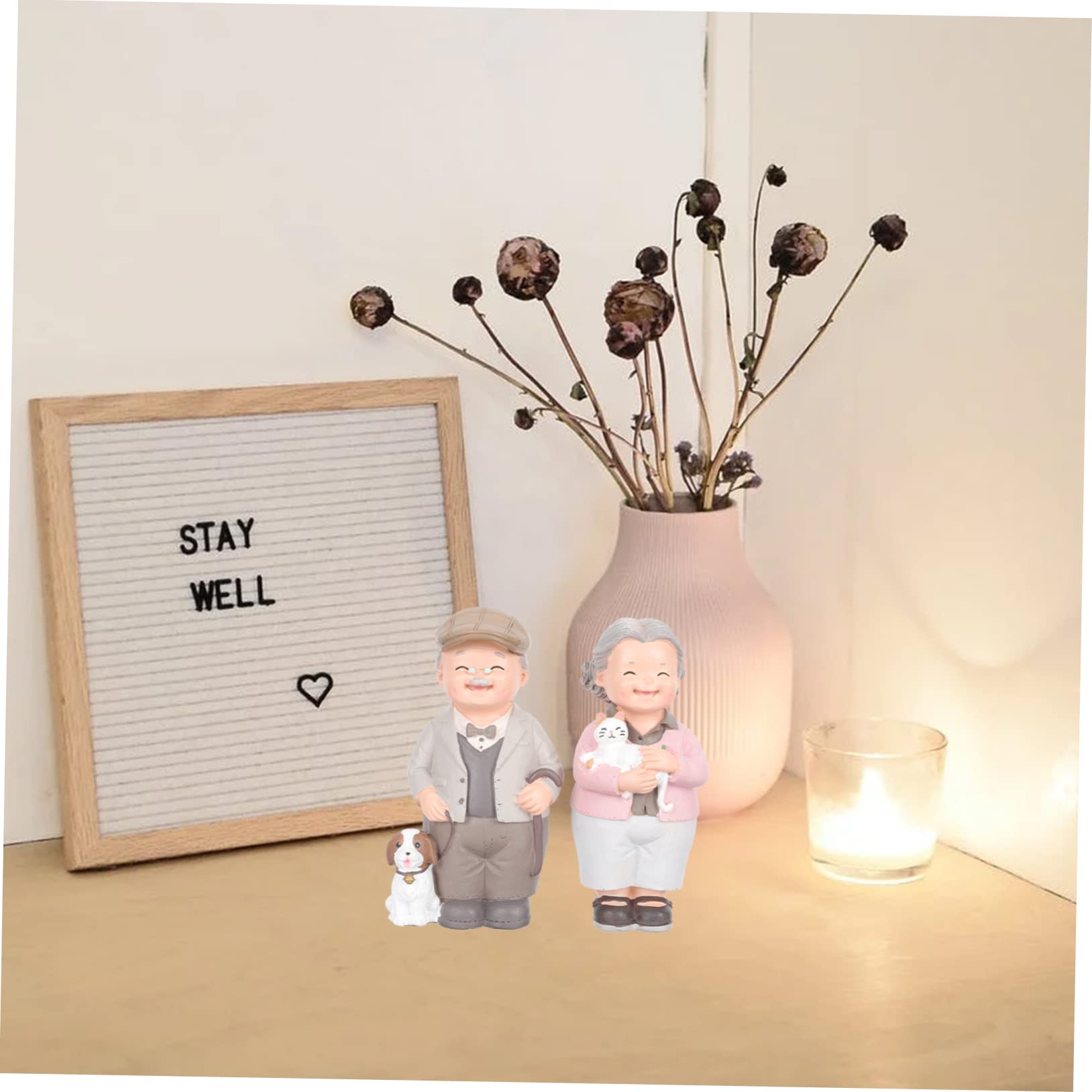 KOMBIUDA Liebespaar Deko aus Kunstharz Filigrane Paarfigur für Wohnzimmer Schlafzimmer Büro Romantisches Jubiläumsgeschenk