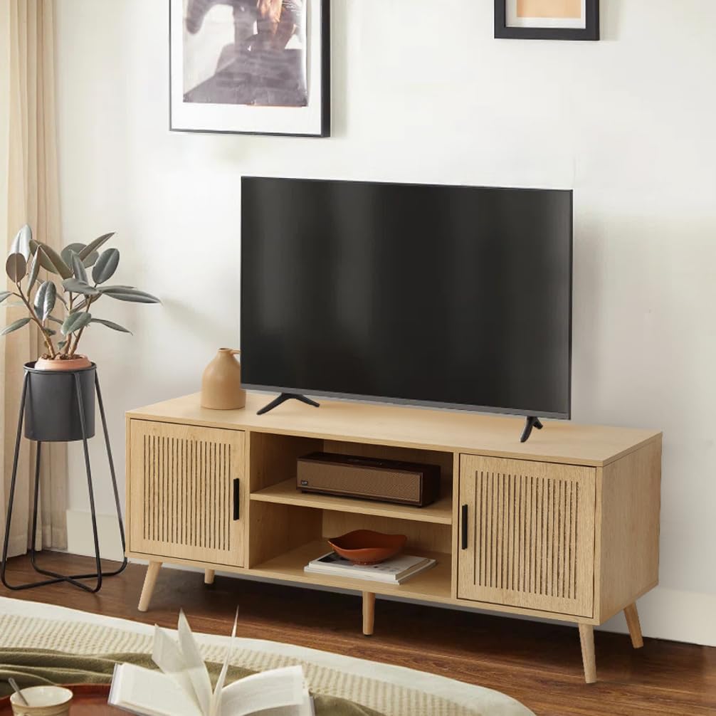Modern TV Stand for 65 Inch TV, Entertainment Center with 2 Storage Cabinets and Adjustable Shelf, Solid Wood Feet, 4 Cord Holes, Groove Stripe Media TV Console Table for Living Room Bedroom (Natural)