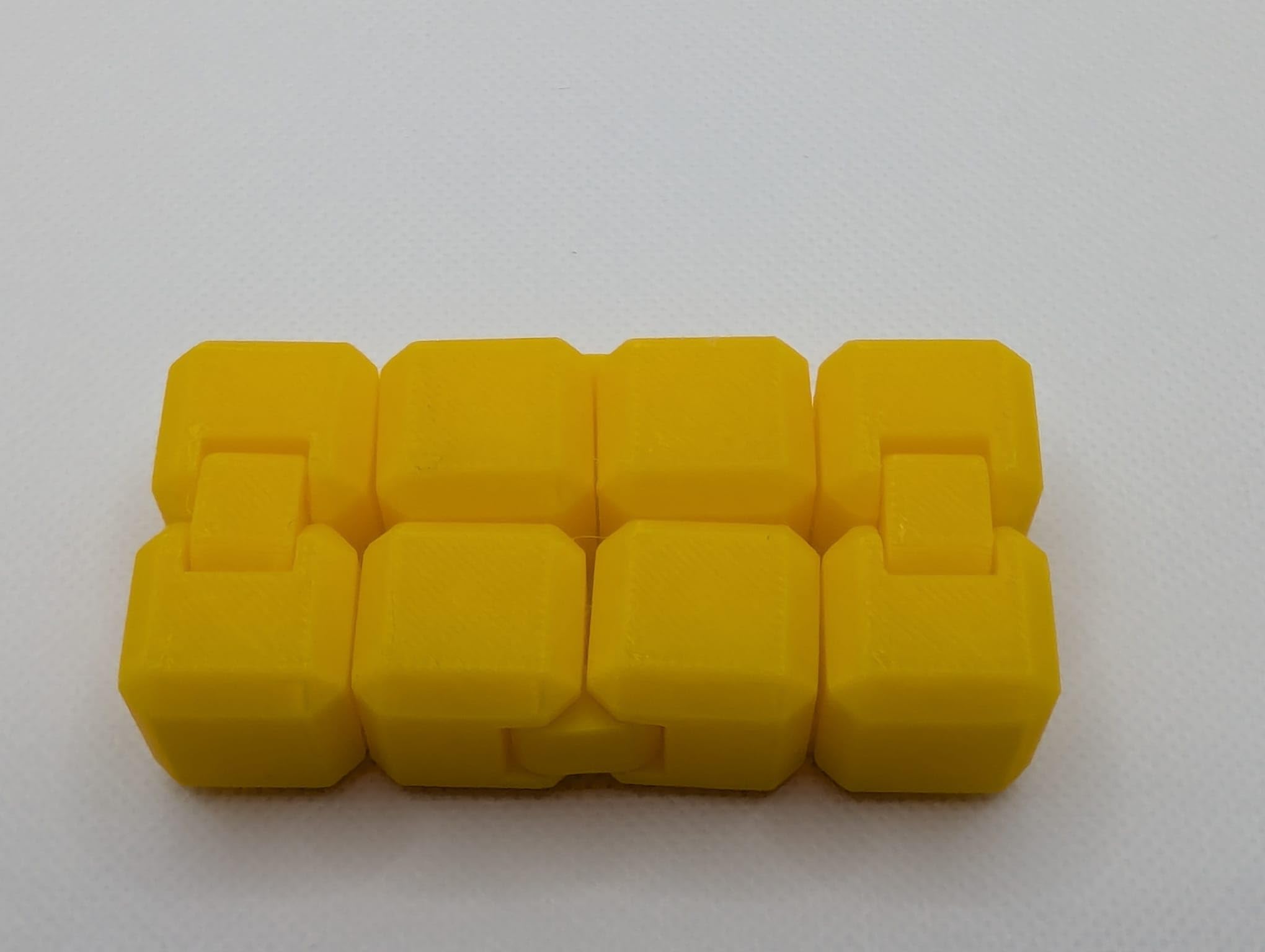 Infinity Cube Desk Gadget – Smooth Folding Focus Tool for Office Professionals, Stress & Anxiety Relief Accessory (Yellow)