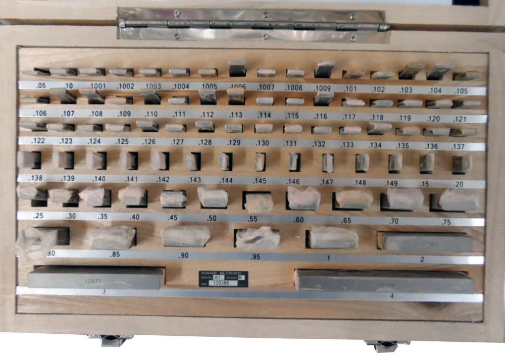 Fowler 53-671-050-0, 103 Piece Rectangular Steel Metric Gage Block Set