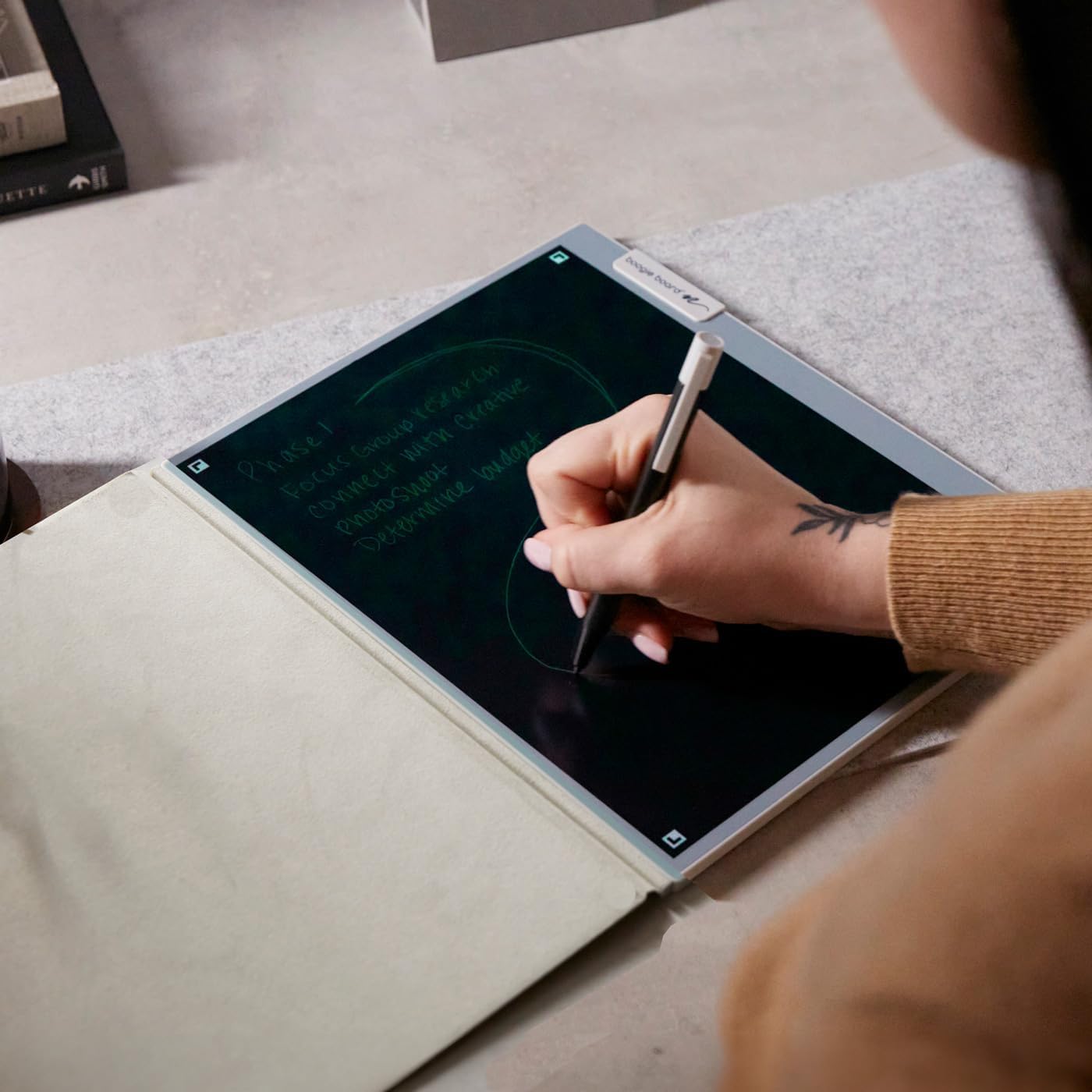 Blackboard 2.0 Smart Scan Reusable Notebook & Folio Bundle – Eco-Friendly LCD Writing Tablet with Magnetic Stylus Holder and Easy Note Saving, Ideal for Office Supplies & Home Office Use