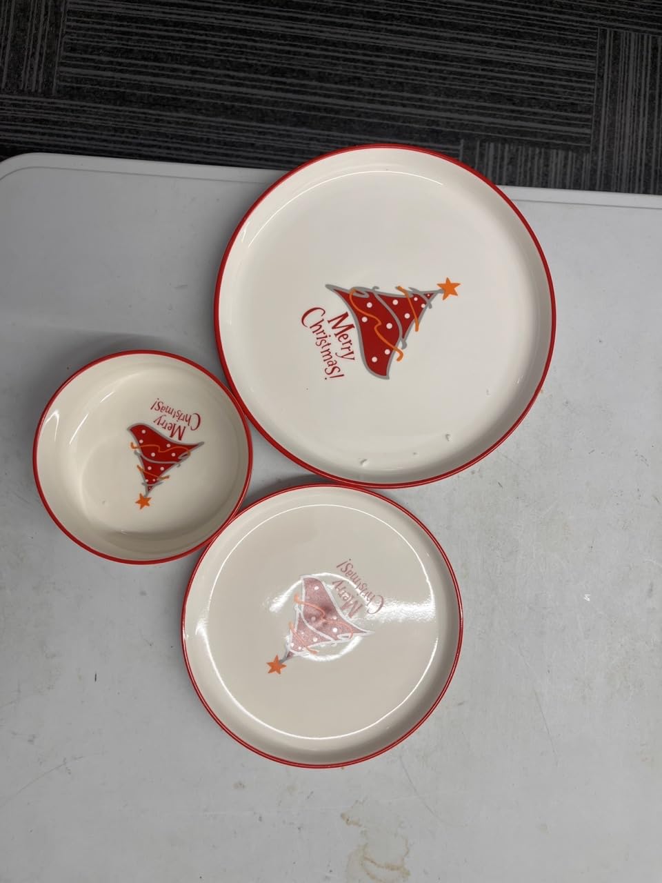 MALACASA Plates and Bowls Sets, 24 Pieces Christmas Porcelain Dinnerware Set for 8, Ceramic Dishware Dishes Kitchen Dining Ware Set, Microwave and Dishwasher Safe, Series LUNA-Christmas Tree