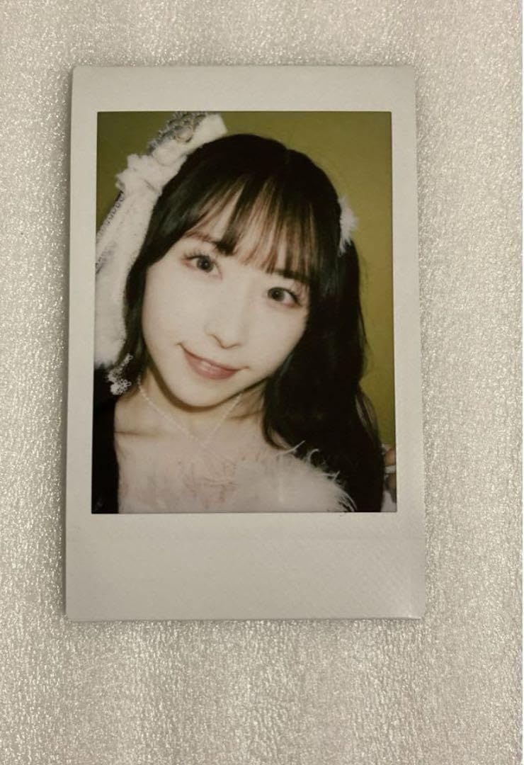 Amazon.co.jp: きゅるりんってしてみて 島村嬉唄ちゃん チェキ