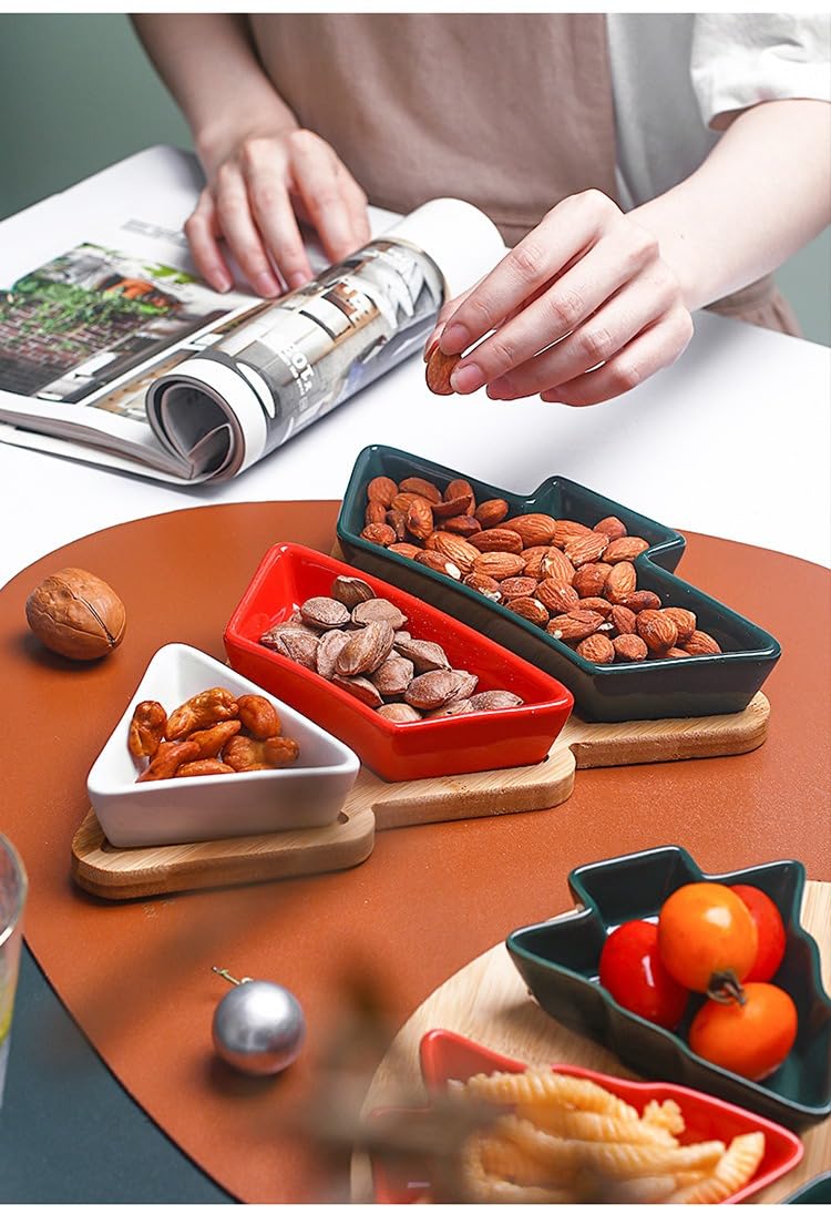 Nordic - Juego de bandejas de cerámica con forma de árbol de Navidad, plato de aperitivos de 3 compartimentos con base de bambú, verde, rojo y blanco, decoración festiva para el hogar