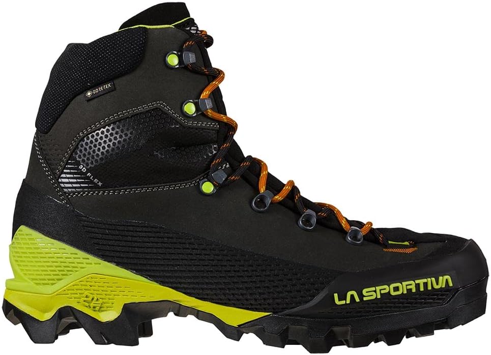 acg hiking boot