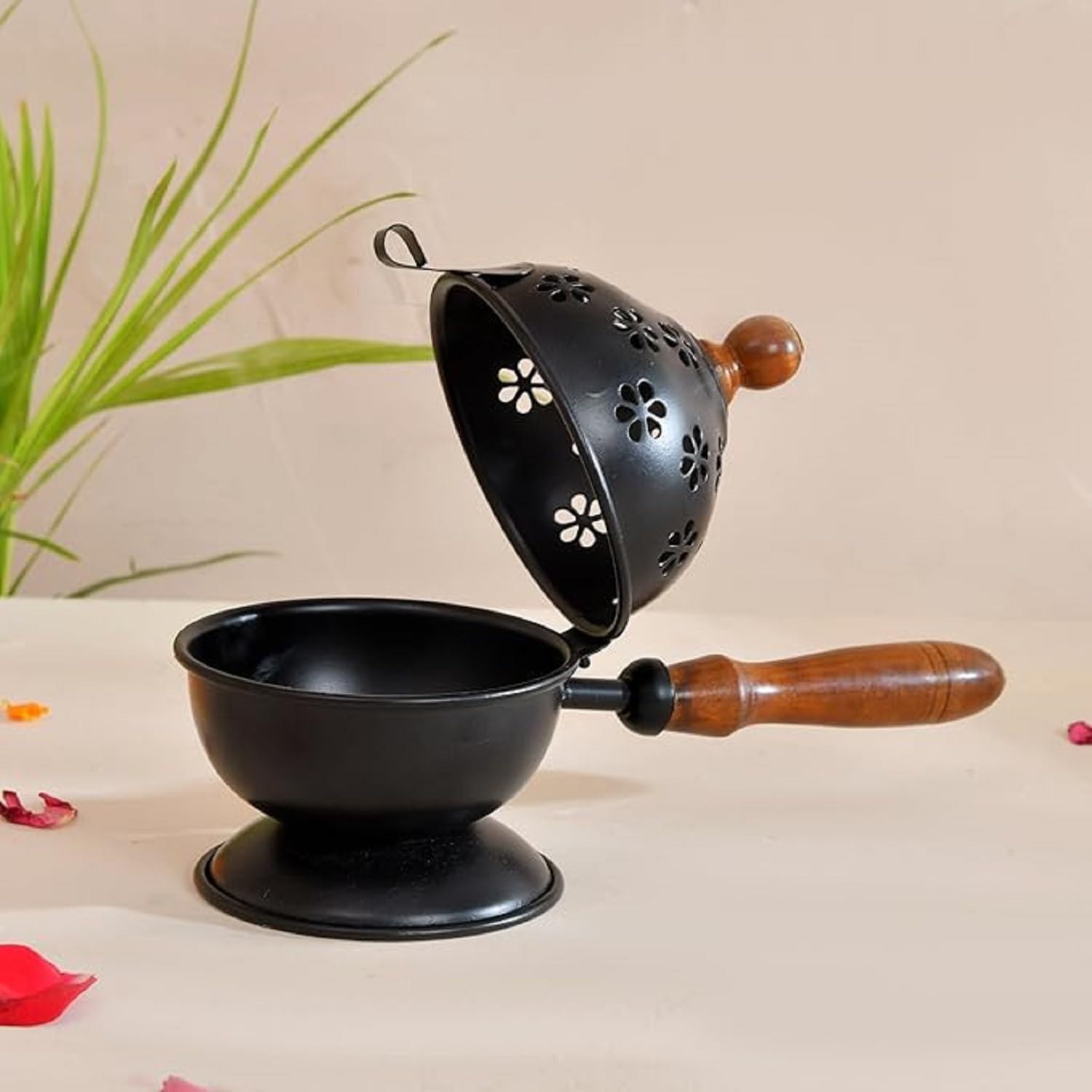 Dhoop Dani with 2 Sambrani Cups | Dhoop Stand for Pooja | Handcrafted Sambrani Dhoop Holder & Incense Burner | Loban Burner, Kapoor Dani for Puja | Incense Holder | Brass Dhoop Dani