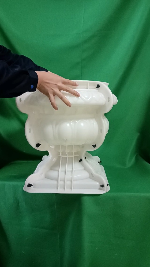 Aazon.co : cast in Place Outdoor Garden Ceent Plastic Precast