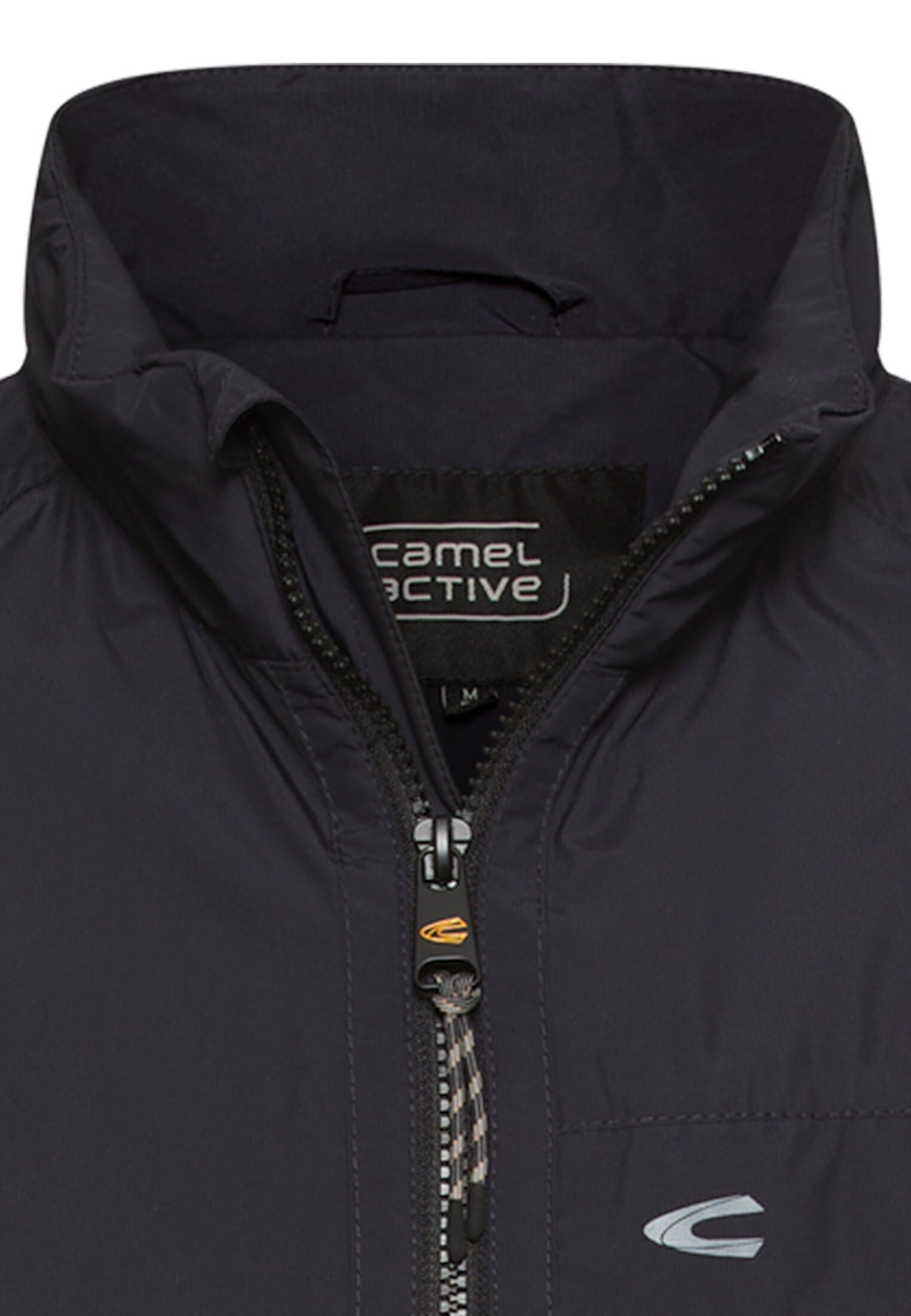 camel active Herren Weste mit Stehkragen | Outdoor Weste aus wasserabweisendem Material mit seitlichen Taschen und Brusttasche im Regular Fit