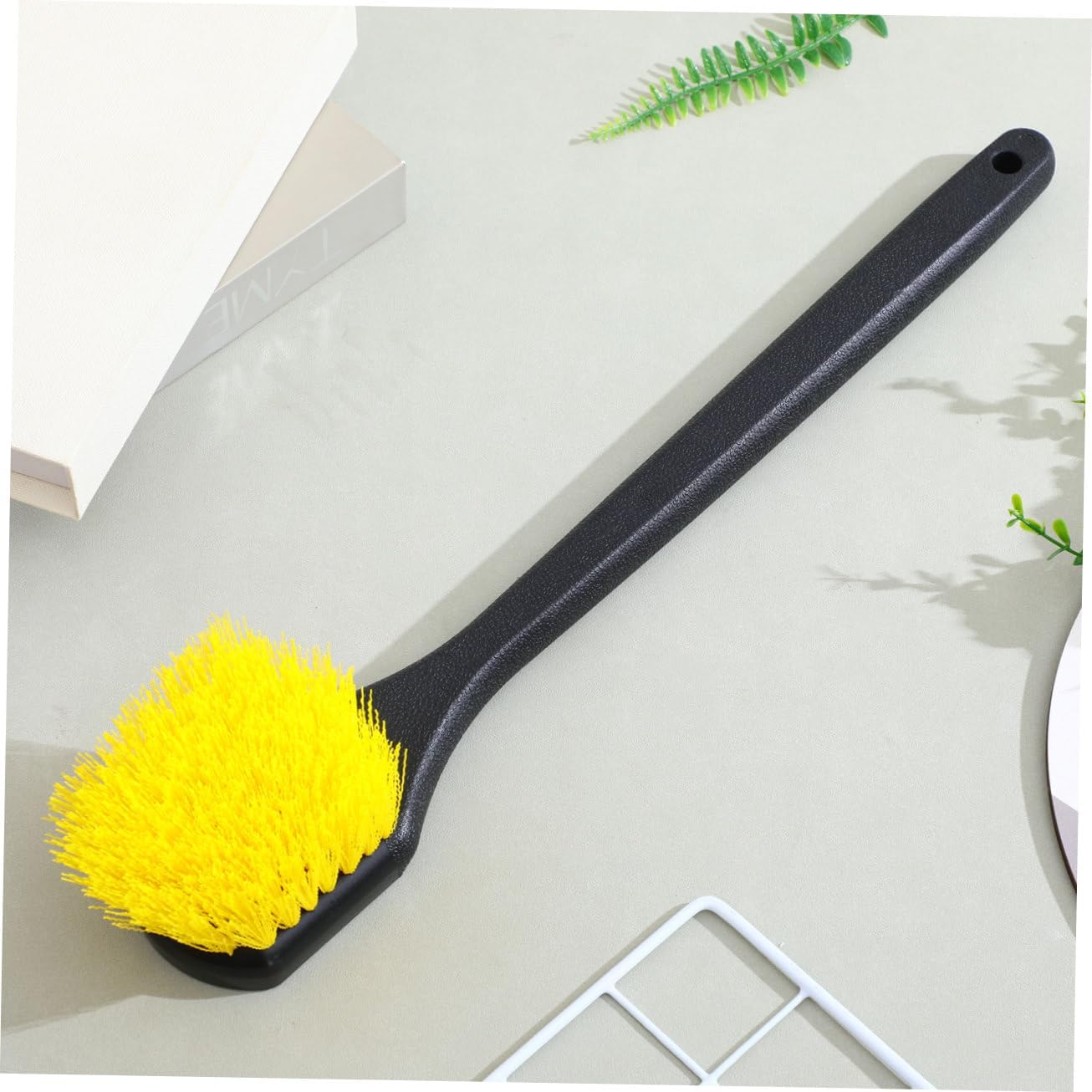 Kichvoe Car Wheel and Tire Brush Long Handle with Stiff Nylon Bristles, Sturdy Car Washing Brush for Tire and Rim Cleaning, Automotive Detailing Tool for Vehicle Wheel Care