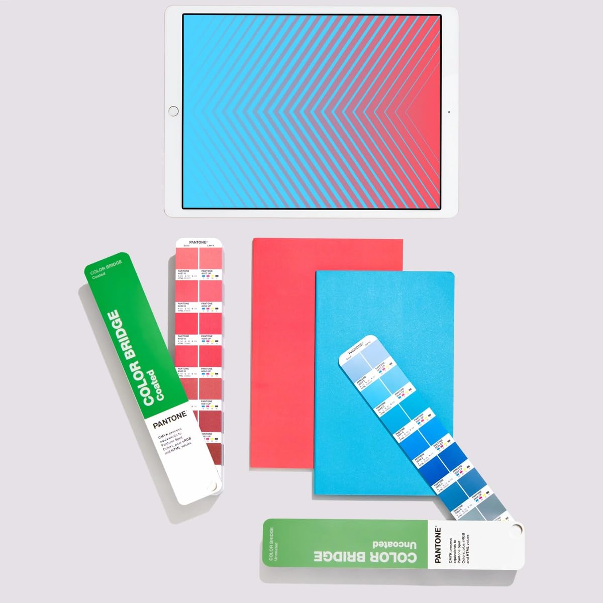 PANTONE▫️パントン▫️色見本GPG304Nポータブルガイドスタジオ PANTONE® USA | Portable Guide Studio