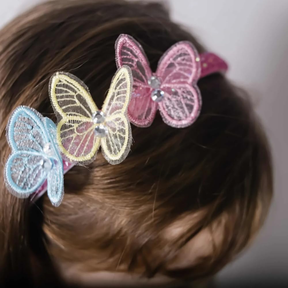 Tiara Borboletas Candy Com Brilho em promoção! Veja a oferta e mais achadinhos de Laços & Tiaras Infantis 5 Hoje é o melhor dia para comprar Tiara Borboletas Candy Com Brilho com aquele preço maroto! Promoção! Aproveite a oferta! 5