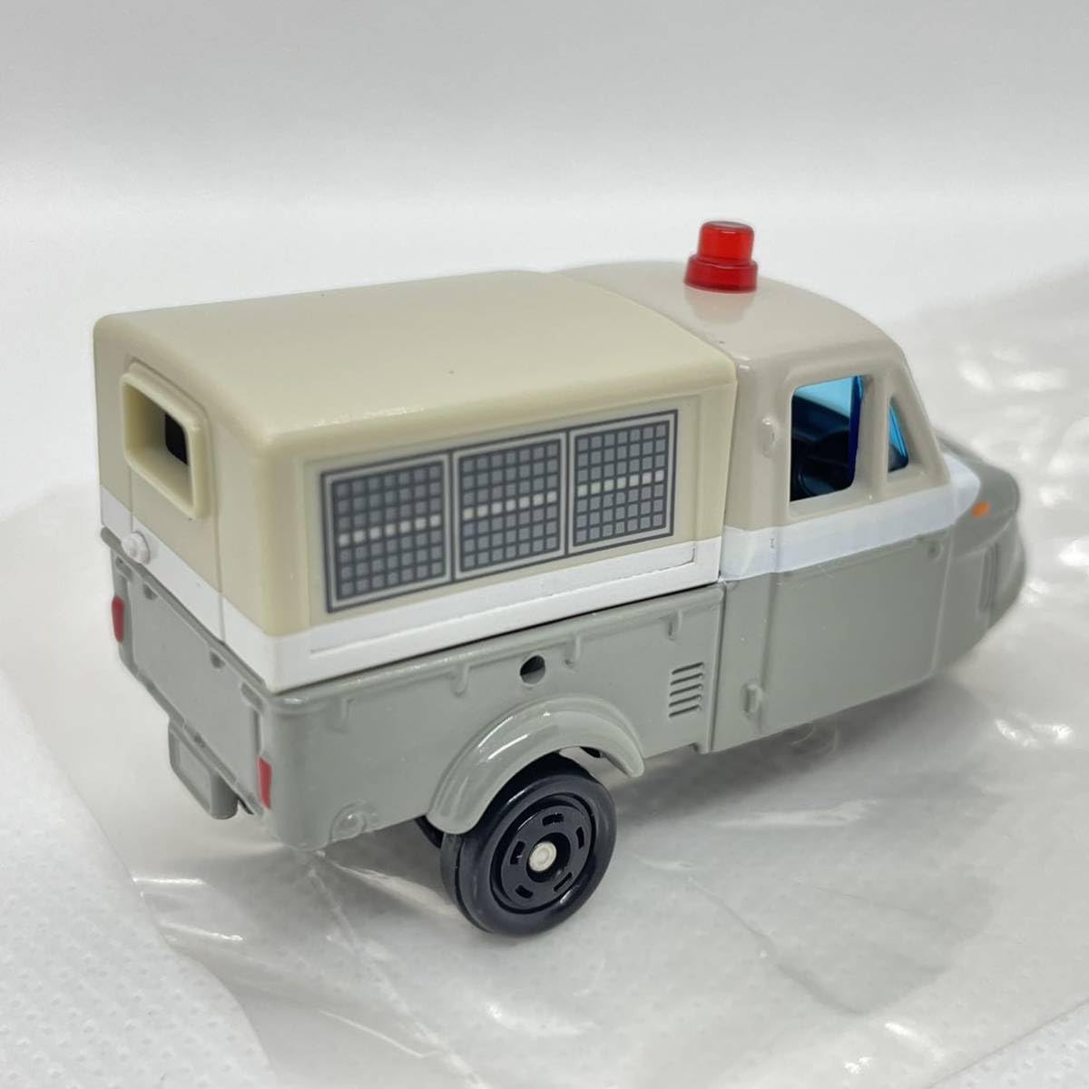 Amazon.co.jp: トミカ ダイハツ ミゼット 機動隊仕様 トイズドリーム