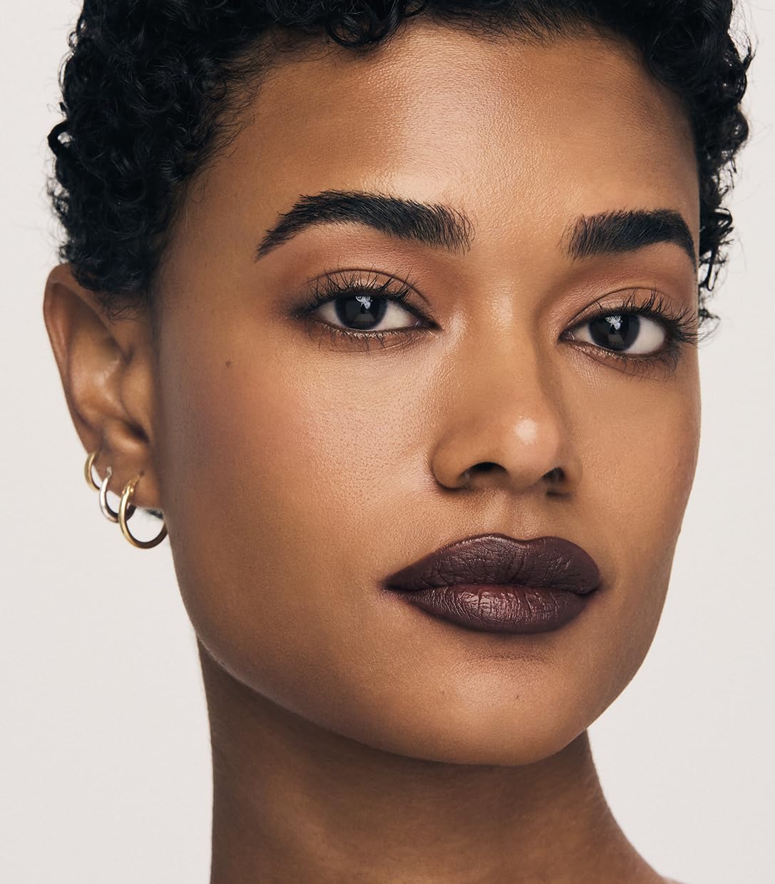 MAKE Beauty Continuum Lip Liner – Long Lasting Creamy Liner with Velvet Matte Finish – Includes Built-In Sharpener and Blending Brush – Highly Pigmented Dark Brown Lip Color – Shade, Quantum