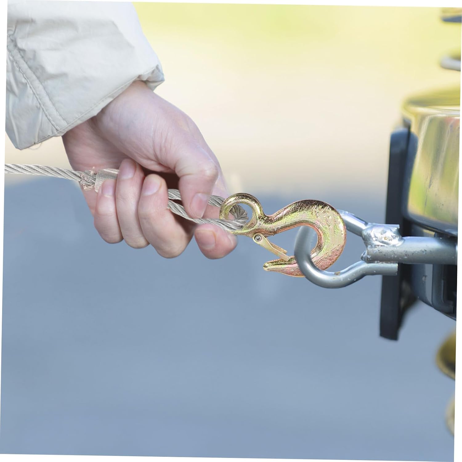 Thick Towing Cable with Hook Recovery Rope for Trucks Durable Steel Wire Easy to Install for Safe Vehicle Towing and Traction