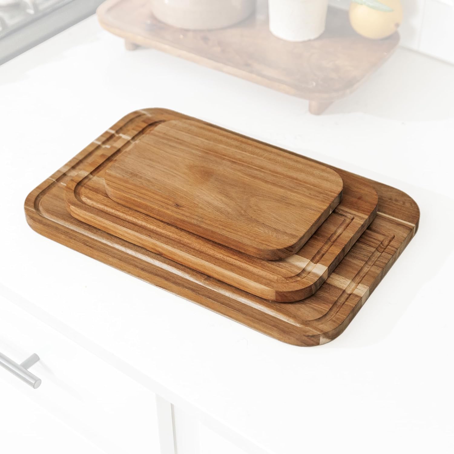 Acaciahouten snijplank met antislipvoetjes en sapgroef, duurzame houten snijplanken voor keuken, perfect voor groenten, vlees, fruit, biefstuk en vleeswaren, 43,2 x 30,5 x 1,9 cm