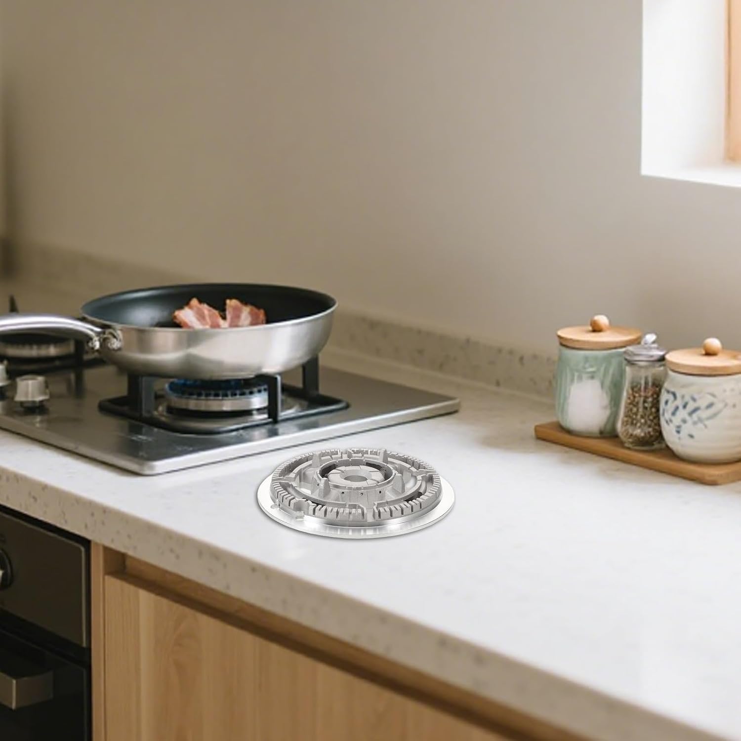 Heavy Duty Iron Gas Cooktop Burner Flame Distributor Plate 6 Inch Heat Diffuser for Embedded Gas Stove Kitchen Use with Combustion Stabilizer and Flame Guard