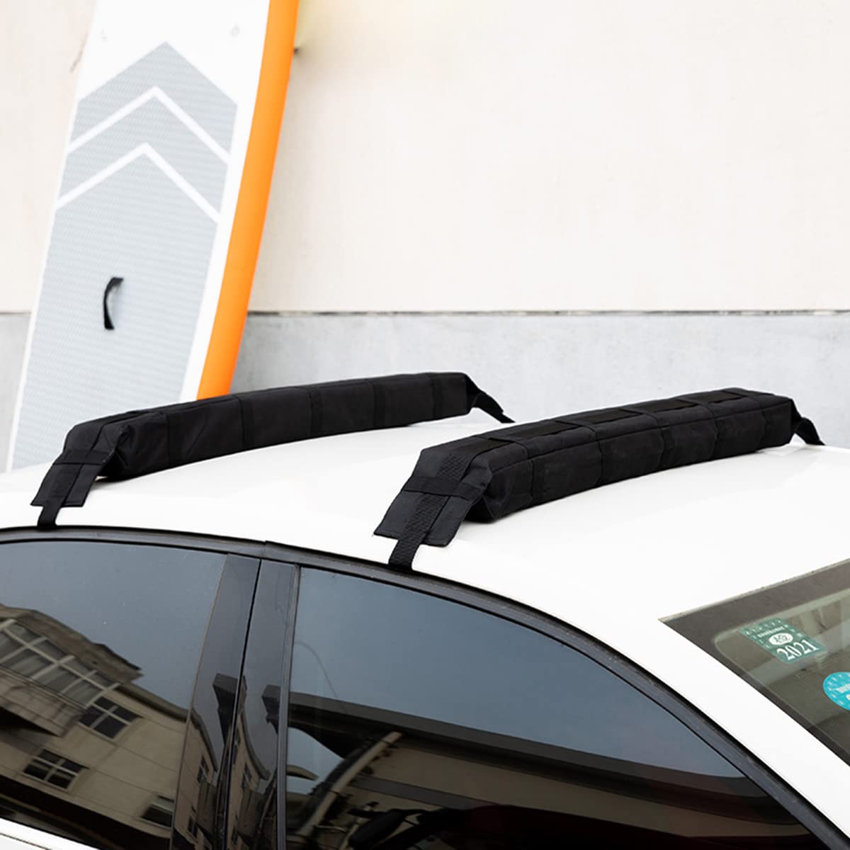 Universal Kayak Soft Roof Rack Pad Folding Lightweight Car Soft Roof Bars for Kayak Surfboard Canoe Snowboard Paddle Board with Adjustable Tie-Down Straps