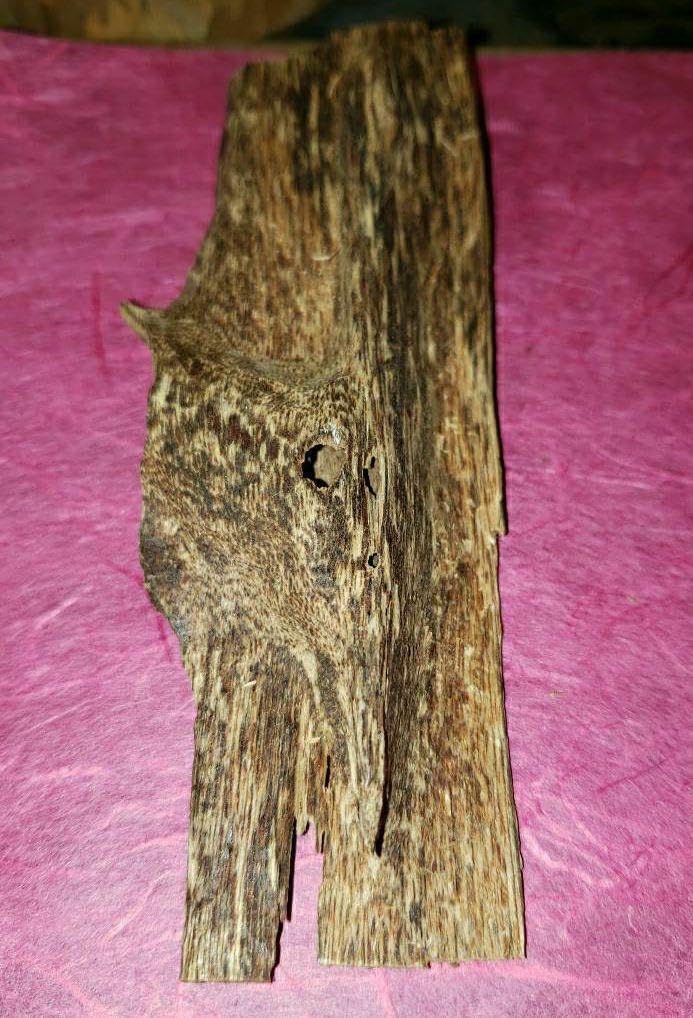 沈香伽羅六国五味聞香香木ベトナム フエ産 上物131g