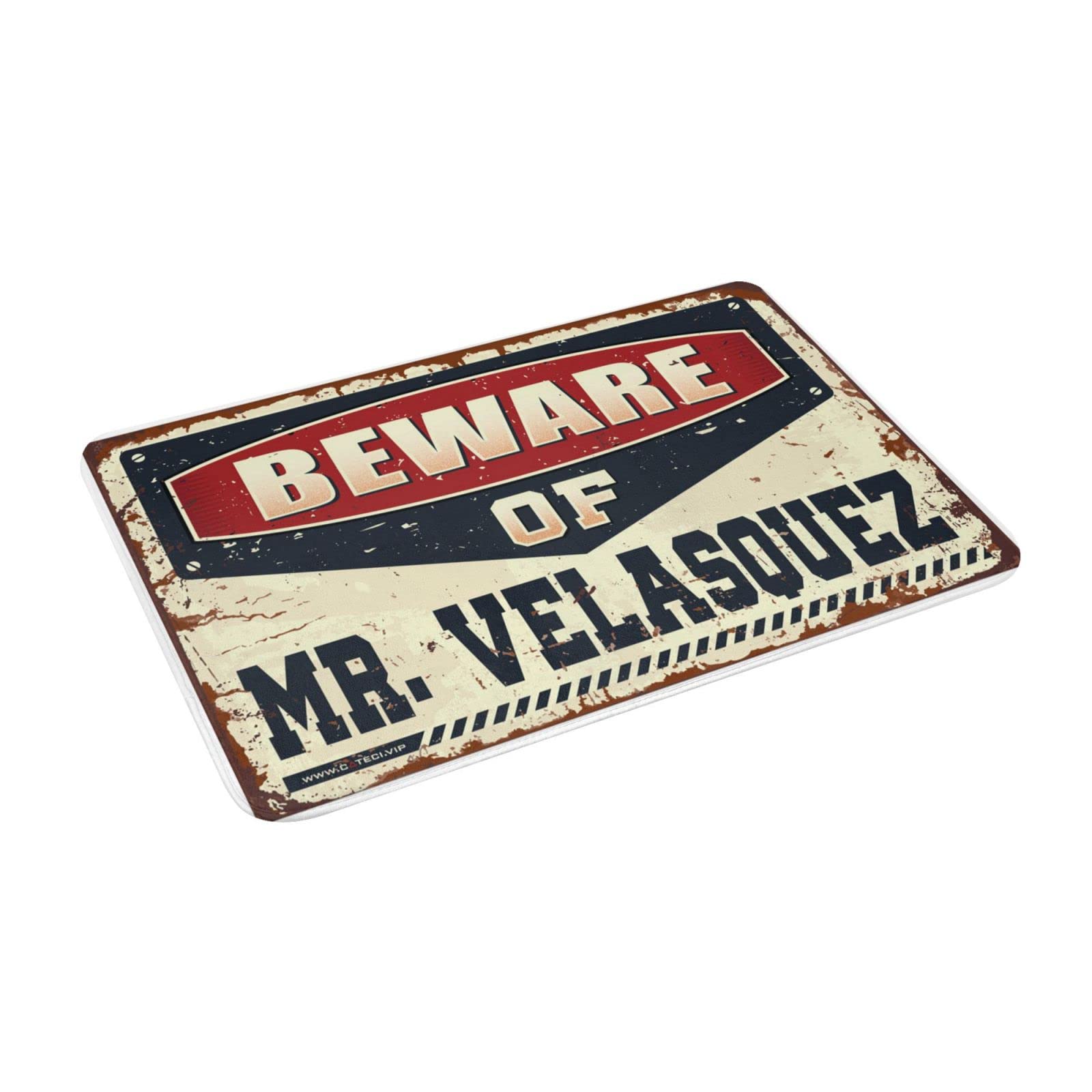 Knock Before Entering - Zerbino con scritta "Beware of Mr. Velasquez", divertente decorazione per patio, zerbino autunnale per esterni (dimensioni: 65 x 90 cm)