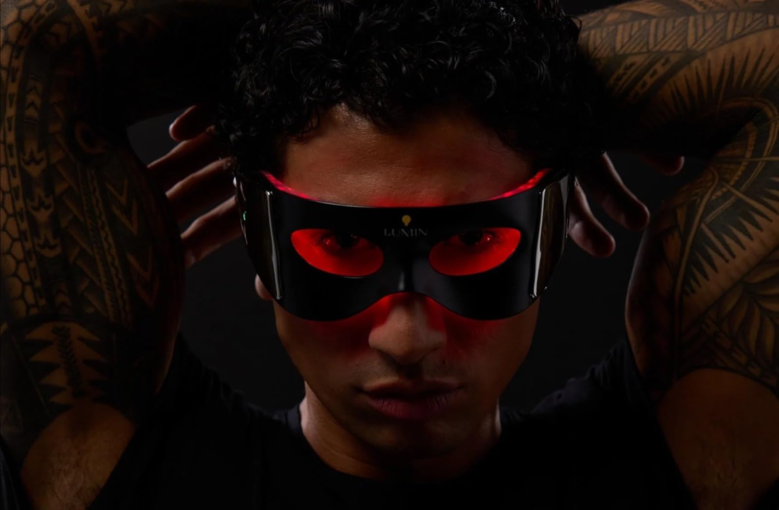 Lumin LED Eye Mask - Advanced Care for Tired Eyes Puffiness, and Brightening, Black - Image 2