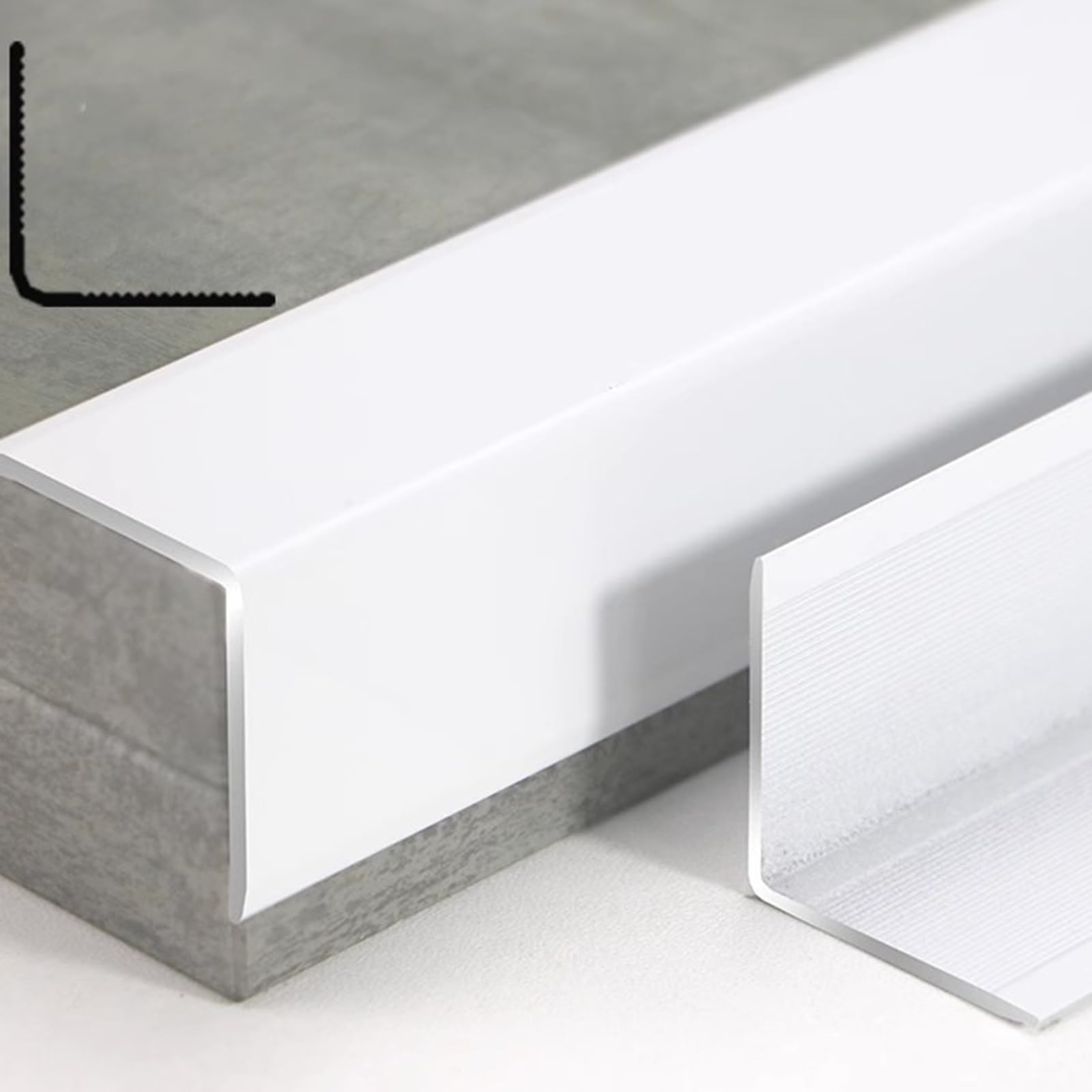 Aluminum Alloy Right Angle Floor Door Strips, 3pcs*0.9m Transition Bar for Profile Anodized Thickened Wall Corner Protector(Porcelain White,10mmx10mm)