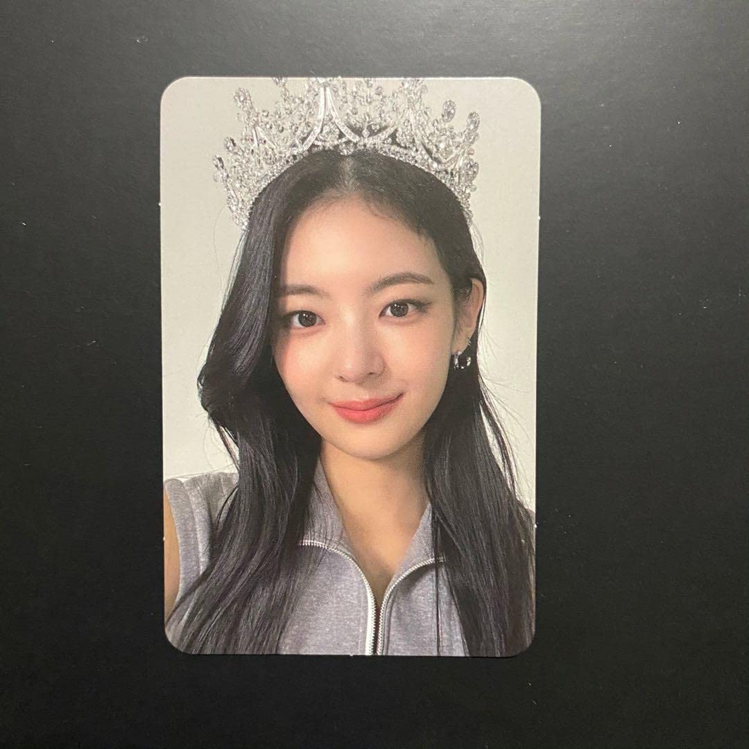 ITZY notshy 一直娯 yizhiyu 中国 中華  リア Amazon.co.jp: ITZY リア CHESHIRE 一直娯 withfans 中華 トレカ