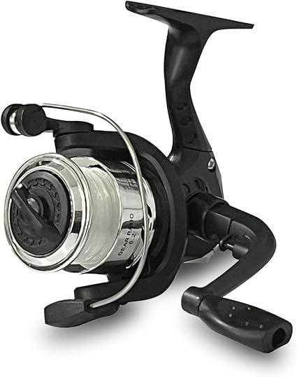 El carrete de pesca Dingbear es un producto de nivel básico, preinstalado con hilo de pescar de 100 m. Fabricado con cuerpo de plástico de alta calidad, es adecuado para lagos y ríos de fósforo grueso.