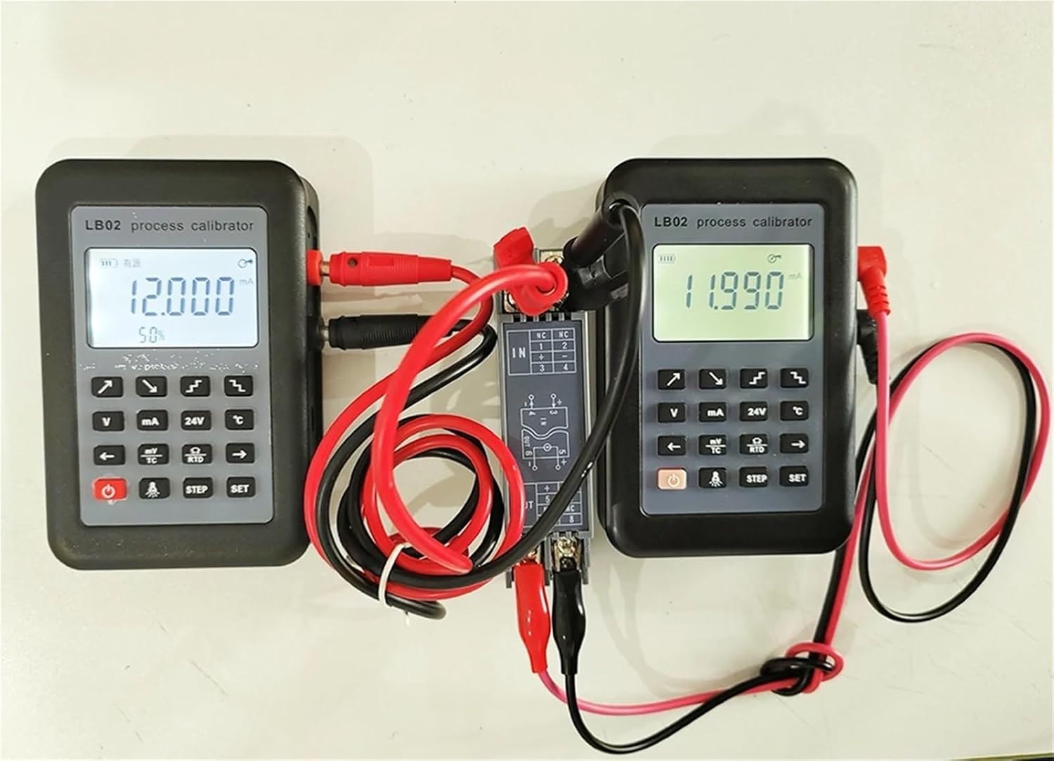 DIN Rail Isolated 4-20mA Signal Isolator Current Signal Conditioner 0-20mA 4-20mA Isolation Amplifier 1500V 1Pcs