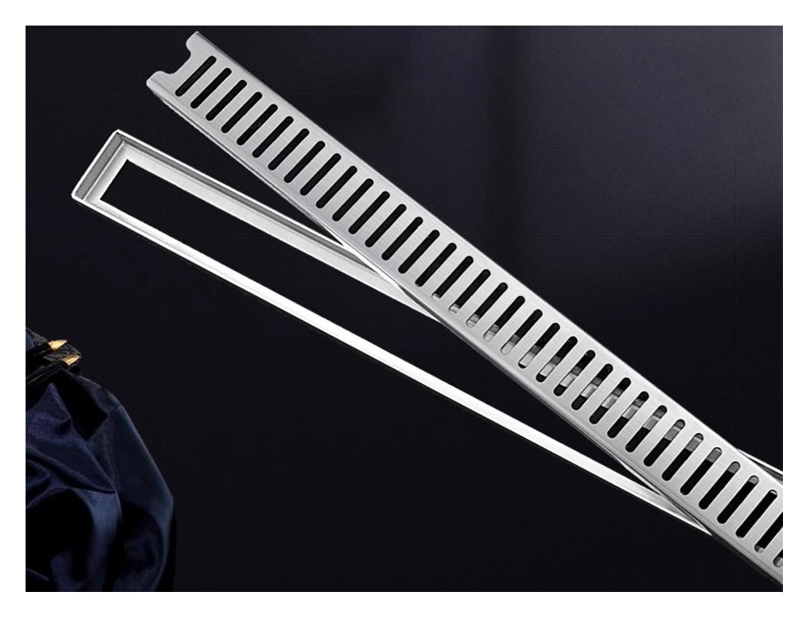 Filtre de drainage extérieur amovible anti-débris pour gouttière et garage
