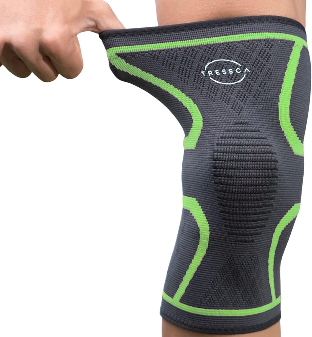 ?Nylon Knee Support With Best Kneecap Compression Provides Perfect Knee Support For Gym, Badminton, Running, Weight Lifting (Green, Small)