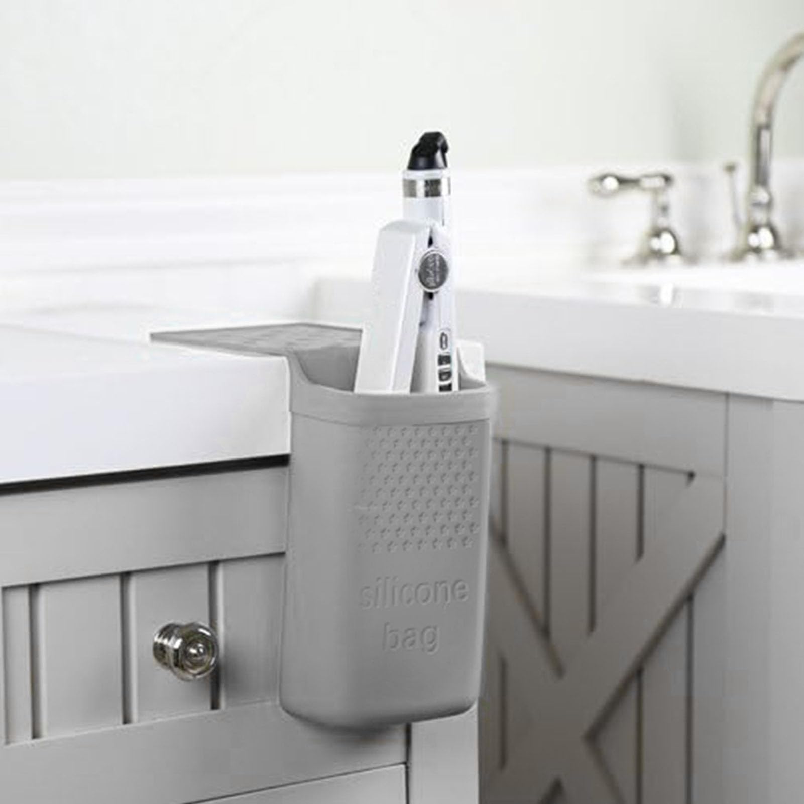 Brrnoo Halterung für Stylinggeräte, Silikon-Lockenstabhalter, Zubehör für Dauerwellen, Glätteisen, Hitzebeständige Silikontasche mit Starkem Saugnapf (GRAY)