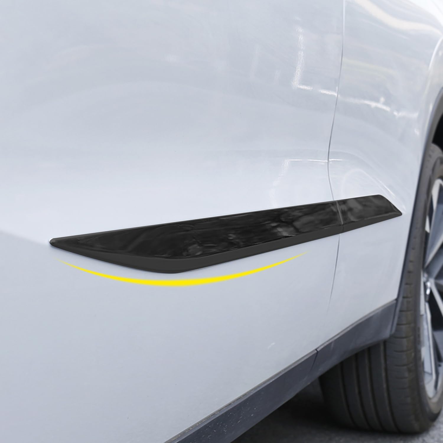 ITrims Car Accessories for Mitsubishi Outlander 2022-2025 Exterior Car Side Molding Trim Cover Door Edge Guard Frame ABS Black 4PCS