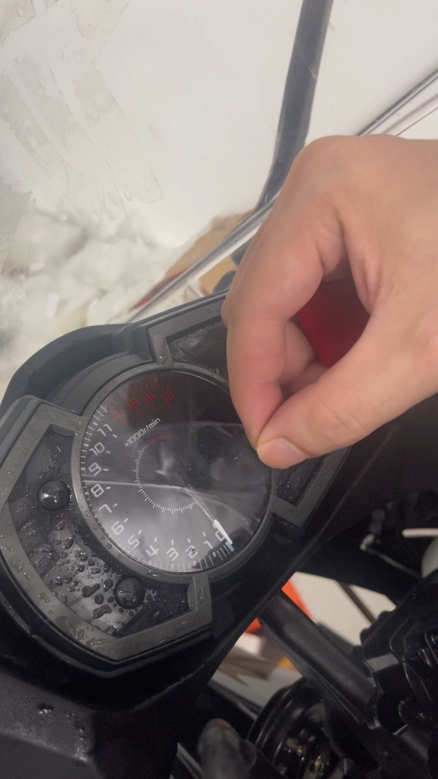 Amazon.co.jp: スピードメーターの表示スクリーンプロテクターフィルム