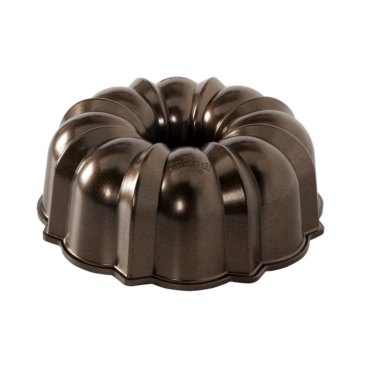 Nordic Ware Original Bundt, 12-Cup, Bronze